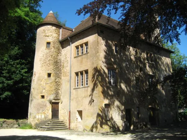Image qui illustre: Château De Volkrange