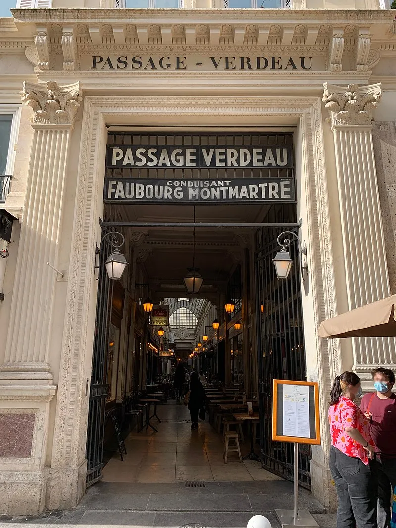Image qui illustre: Passage Verdeau à Paris - 1