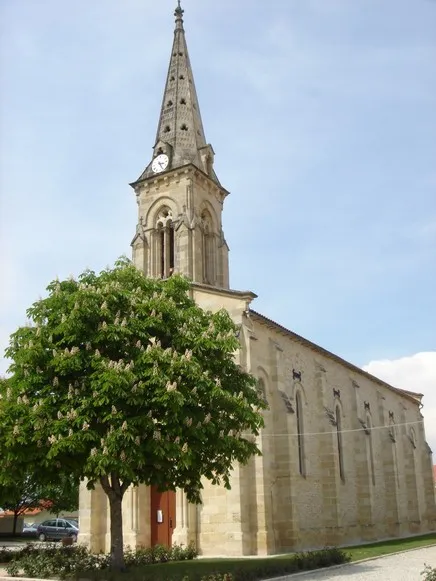 Image qui illustre: Eglise Saint-Pierre de Blaignan à Blaignan-Prignac - 1
