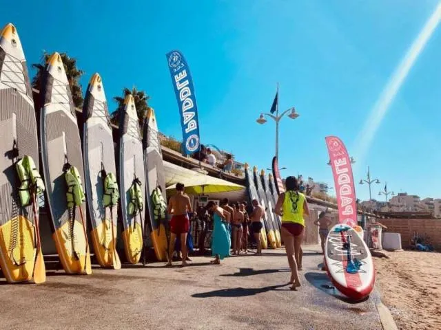 Image qui illustre: Location de Stand Up Paddle & Canoë Kayak à Saint-Raphaël
