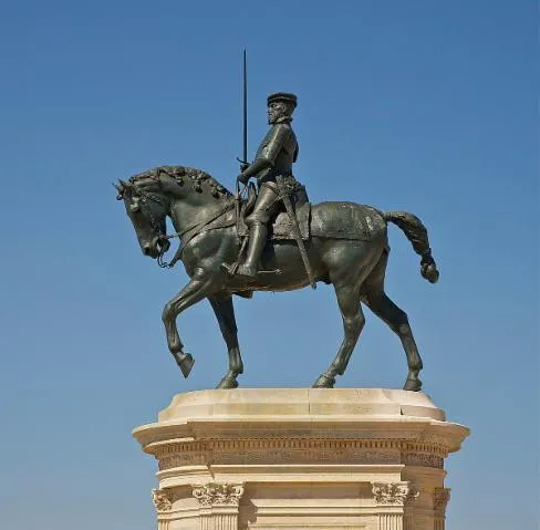 Image qui illustre: Statue Équestre d'Anne de Montmorency