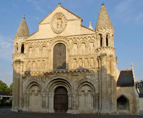 Image qui illustre: Église Notre-Dame-la-Grande