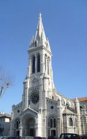 Image qui illustre: Cathédrale Notre-Dame et Saint-Arnoux