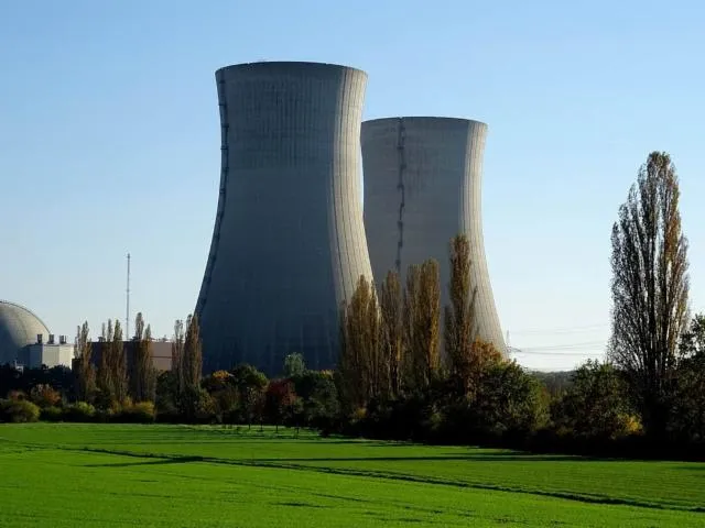 Image qui illustre: Visite De La Centrale Nucléaire