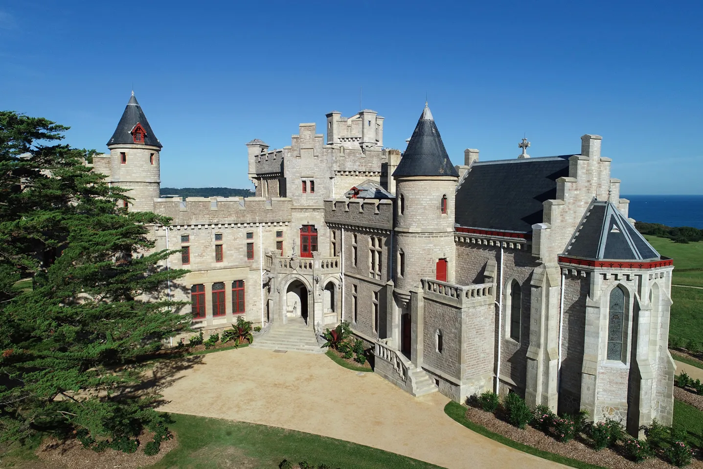 Image qui illustre: Abbadia, Le Château-observatoire à Hendaye - 0