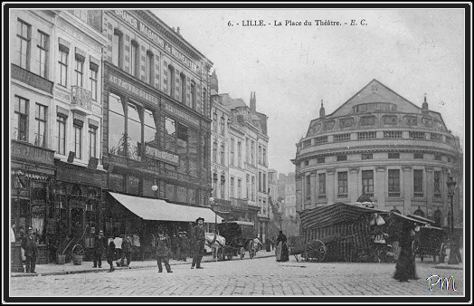 Image qui illustre: Place du Théâtre à Lille - 1