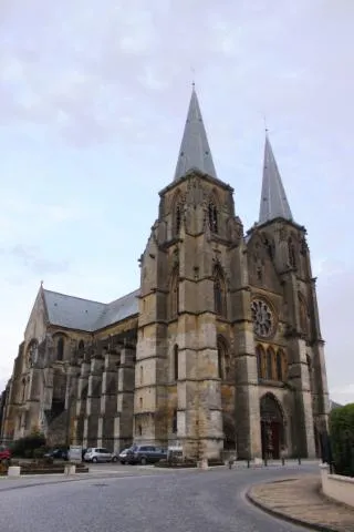 Image qui illustre: Eglise Abbatiale Notre Dame De Mouzon
