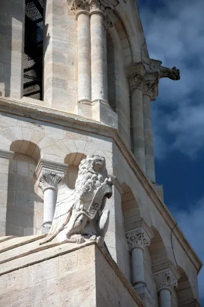 Image qui illustre: Eglise Saint-Jean d'Etampes de La Brède à La Brède - 2