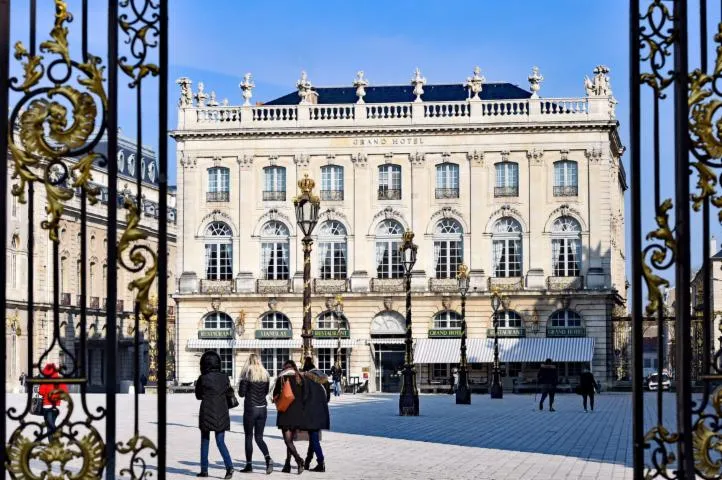 Image qui illustre: Grand Hôtel de la Reine 