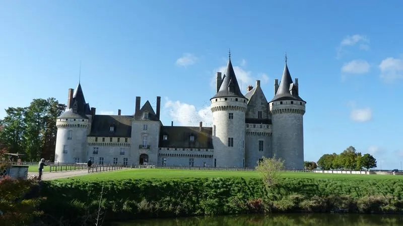 Image qui illustre: Château De Sully-sur-loire
