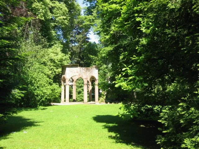 Image qui illustre: Visite du parc de l'abbaye de Senones