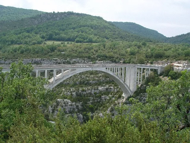 Image qui illustre: Pont de l'Artuby à Trigance - 0
