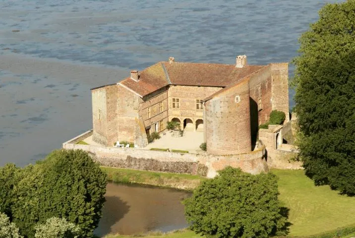 Image qui illustre: visite guidée château de Bouligneux  MH