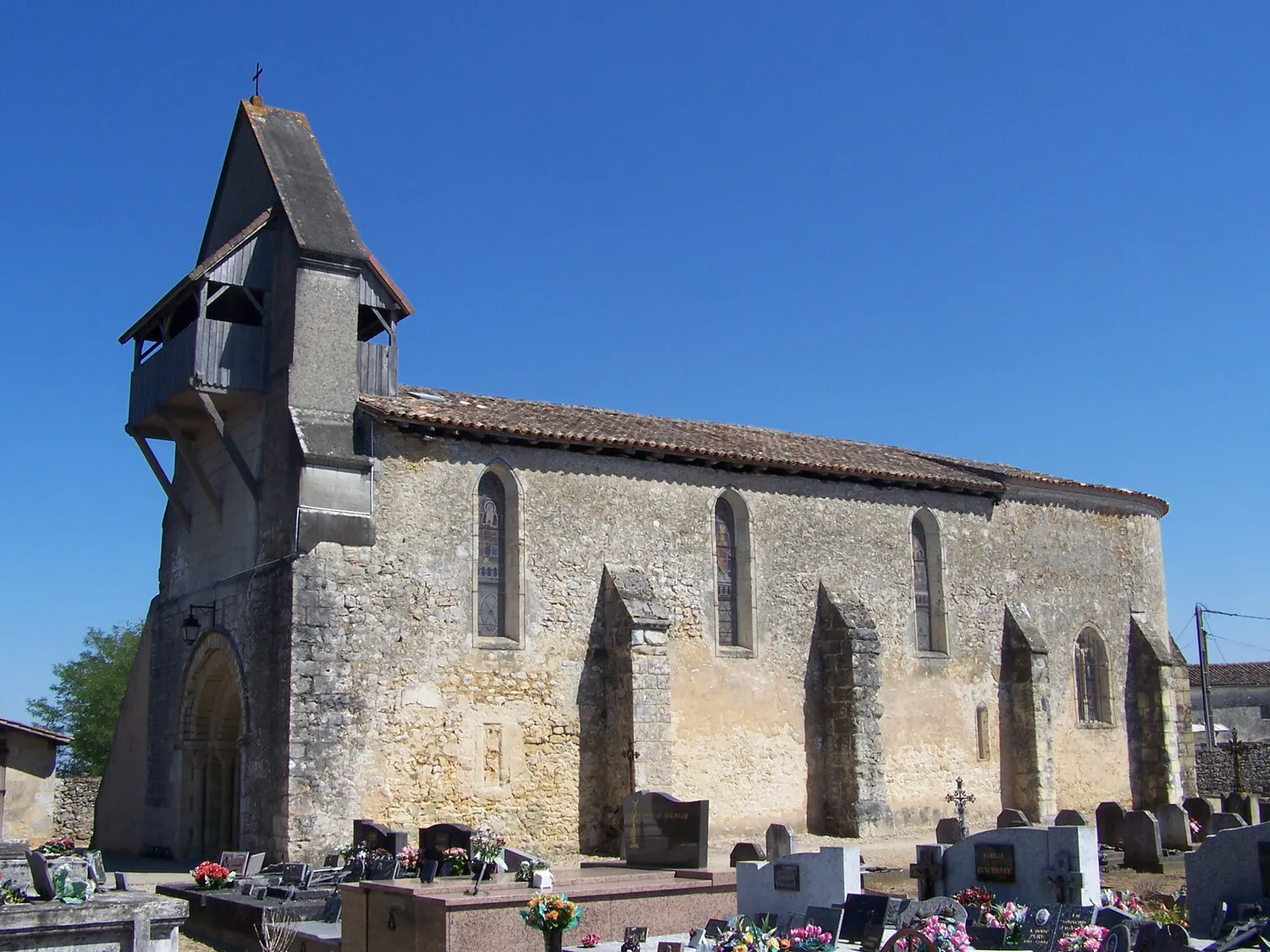 Image qui illustre: Eglise Saint-Christophe de Léogeats à Léogeats - 2