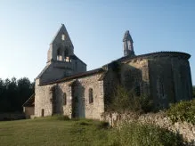 Image qui illustre: Eglise Saint-martin D'insos à Préchac - 0