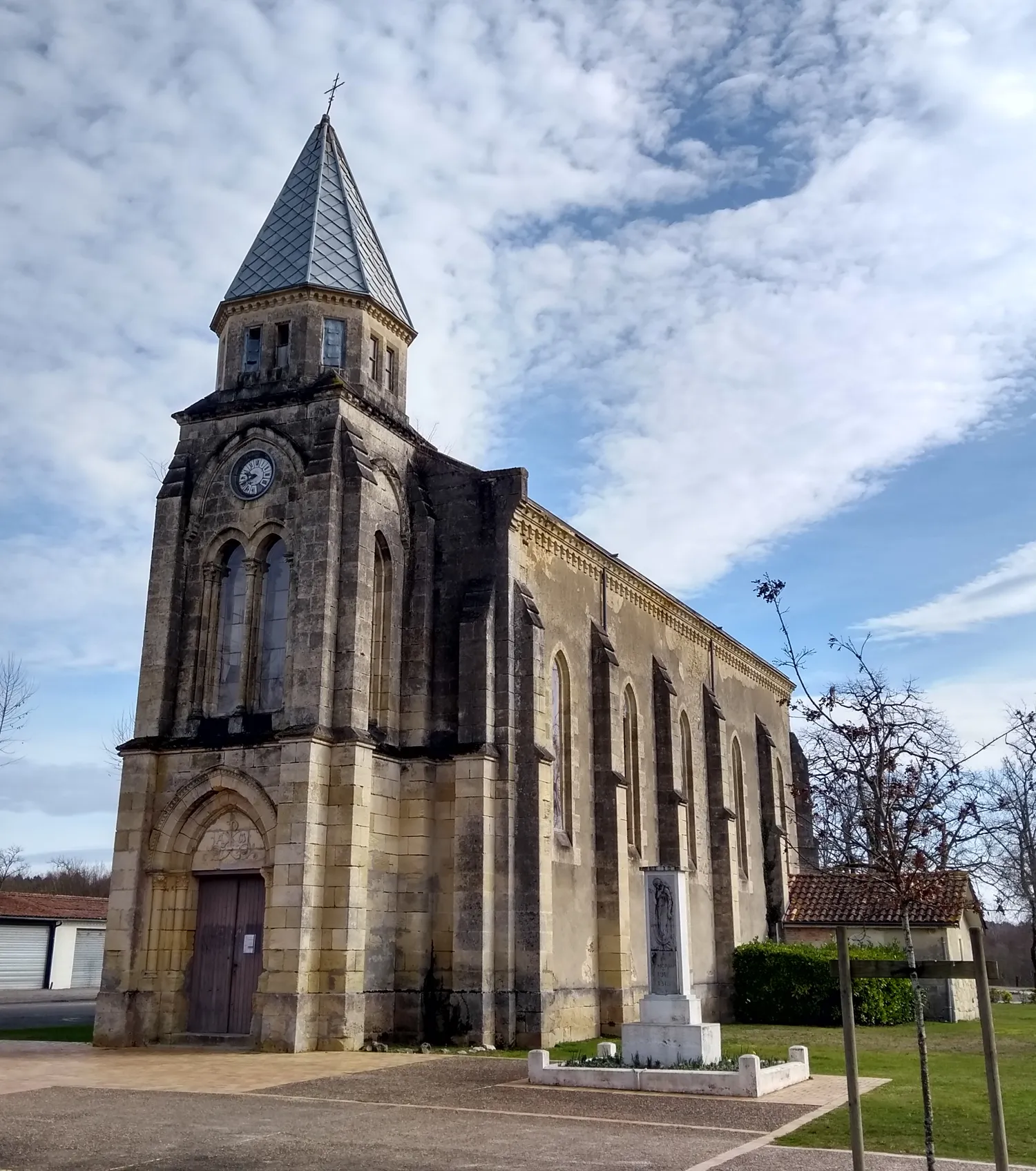 Image qui illustre: Eglise Saint Jean de Lacanau de Mios à Mios - 1