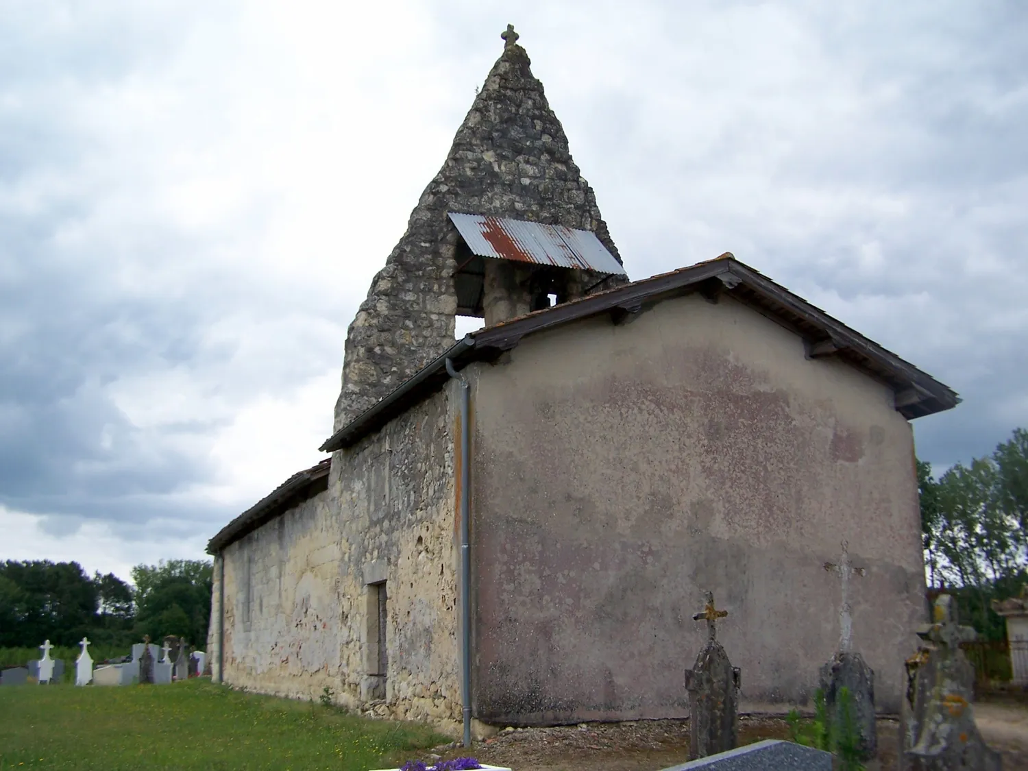 Image qui illustre: Eglise Notre Dame de Sillas à Sillas - 1