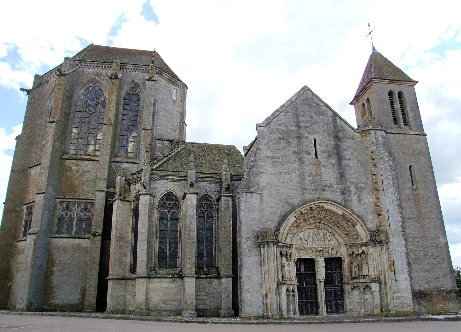 Image qui illustre: Église Saint-thibault à Saint-Thibault - 0