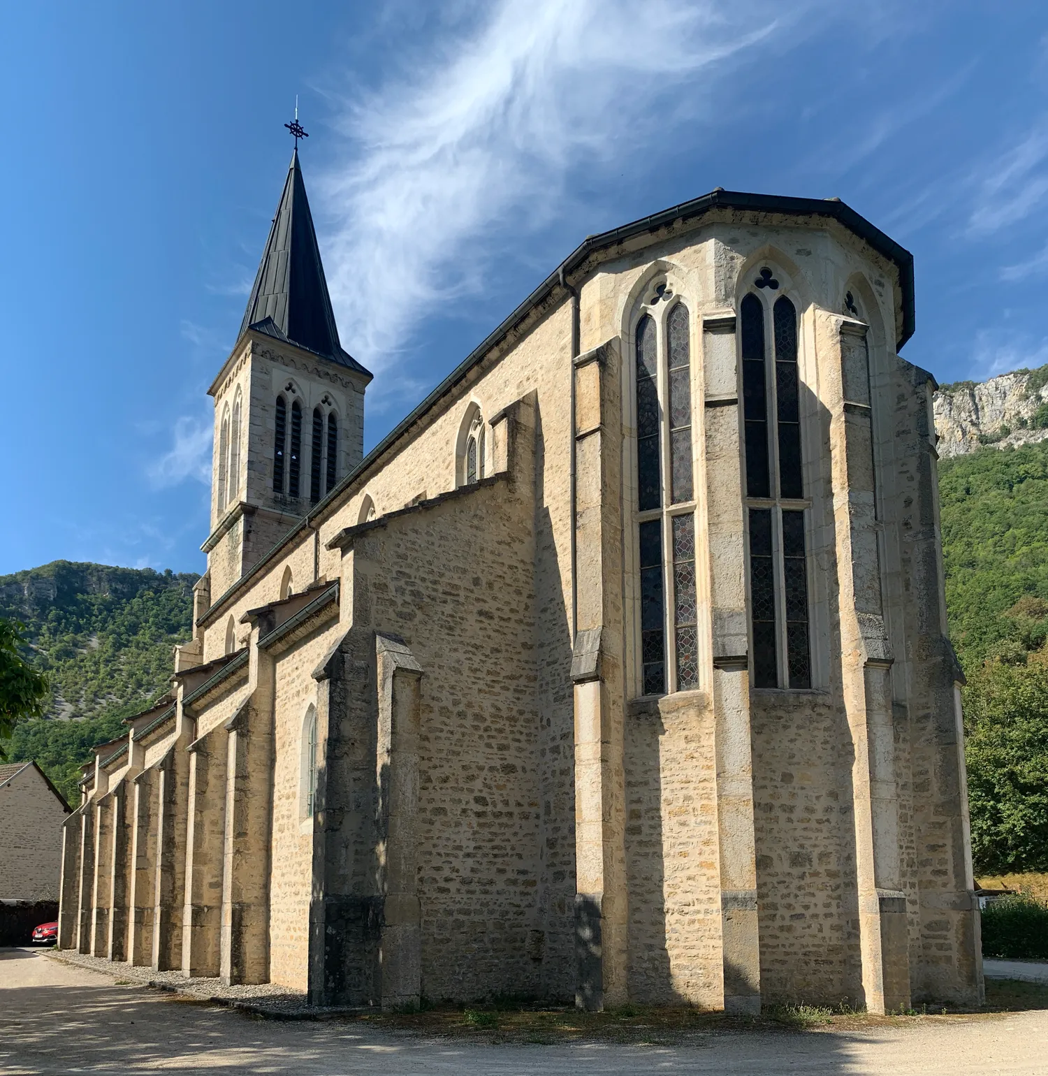 Image qui illustre: Eglise de La Burbanche à La Burbanche - 0