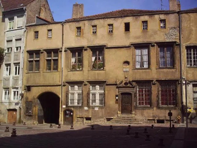 Image qui illustre: Hôtel De Burtaigne