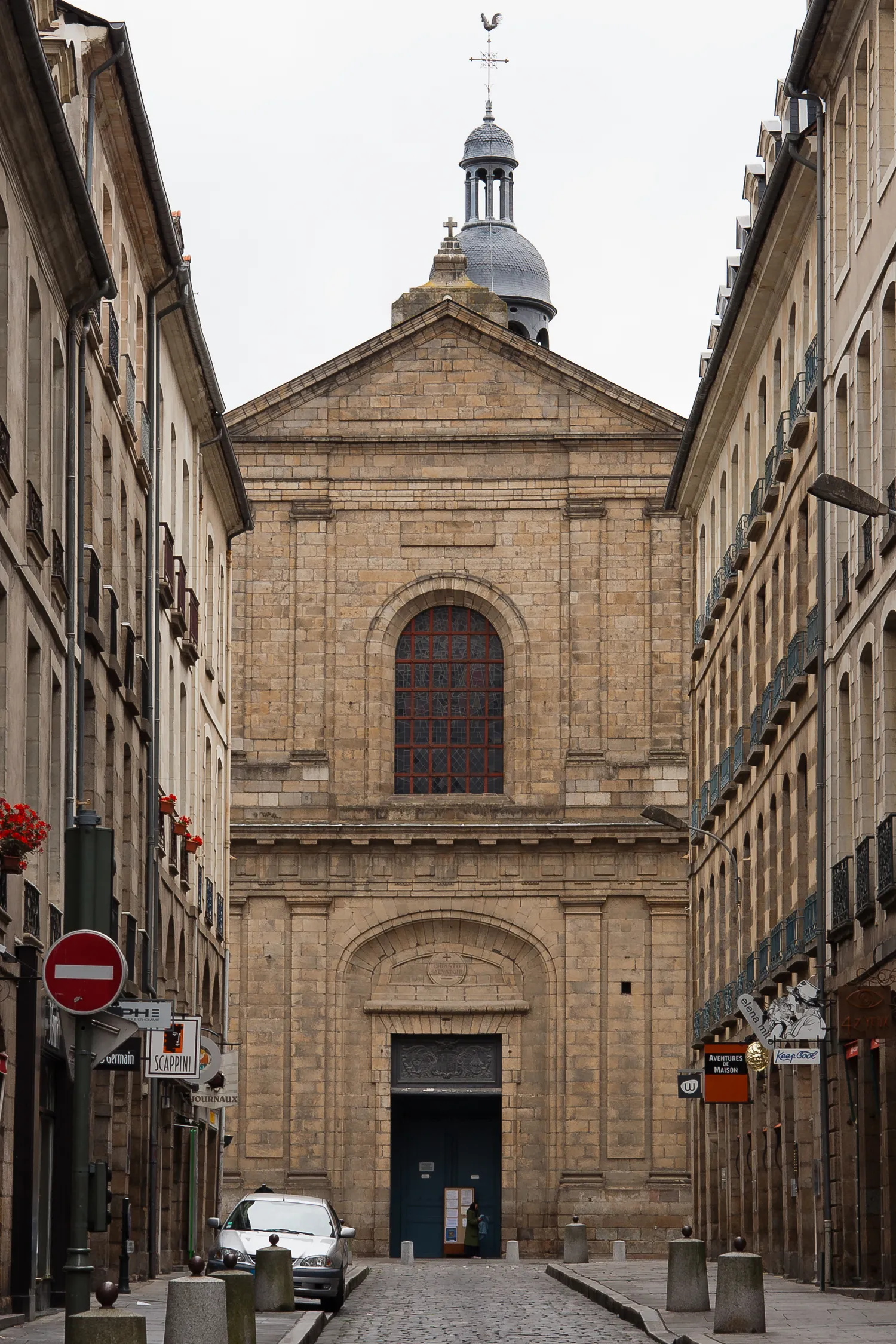 Image qui illustre: Basilique Saint-Sauveur à Rennes - 0