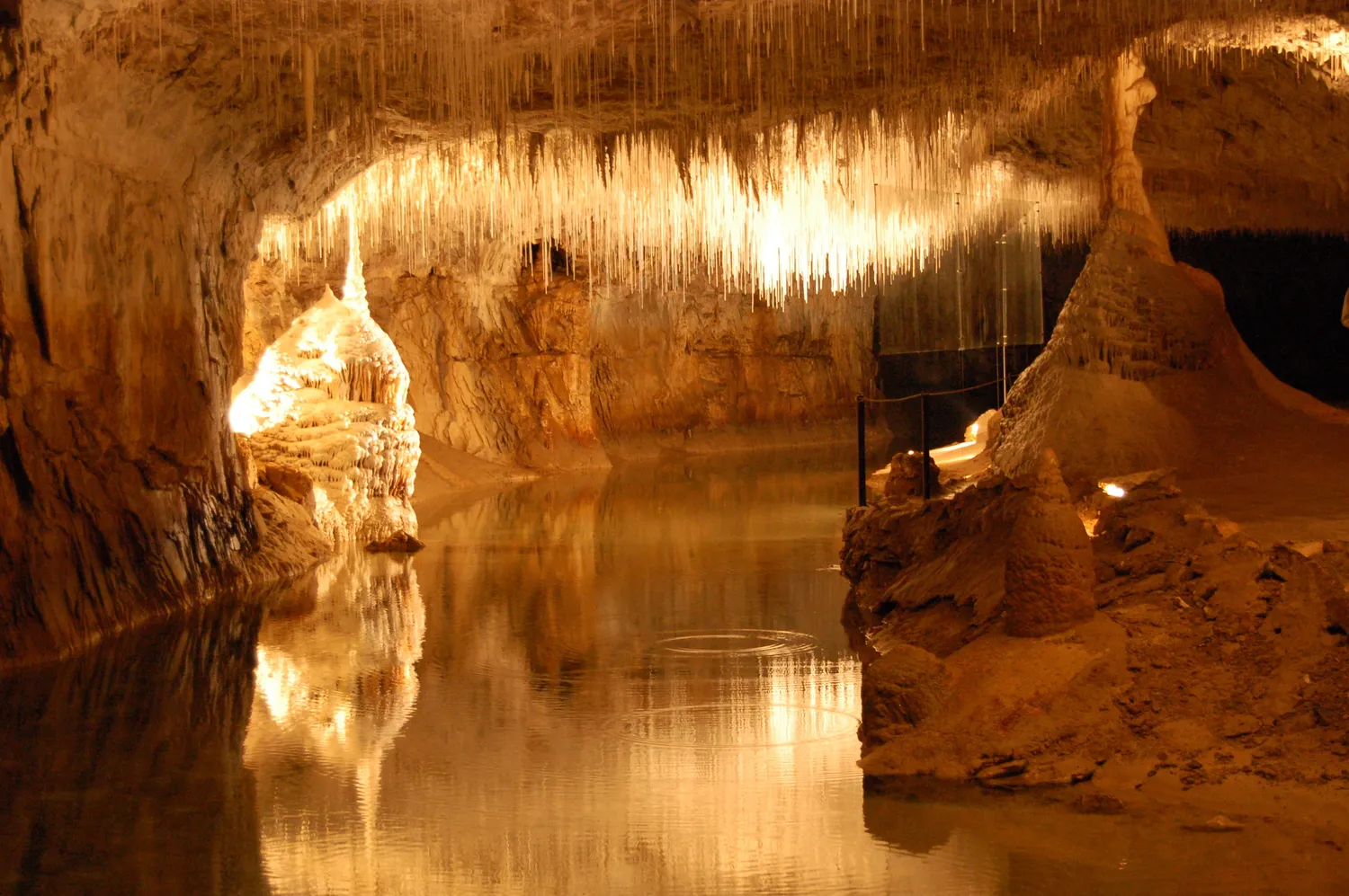 Image qui illustre: Grotte de Choranche à Choranche - 2
