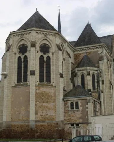 Image qui illustre: Église Saint-martin De Vertou - Le Lion D'angers