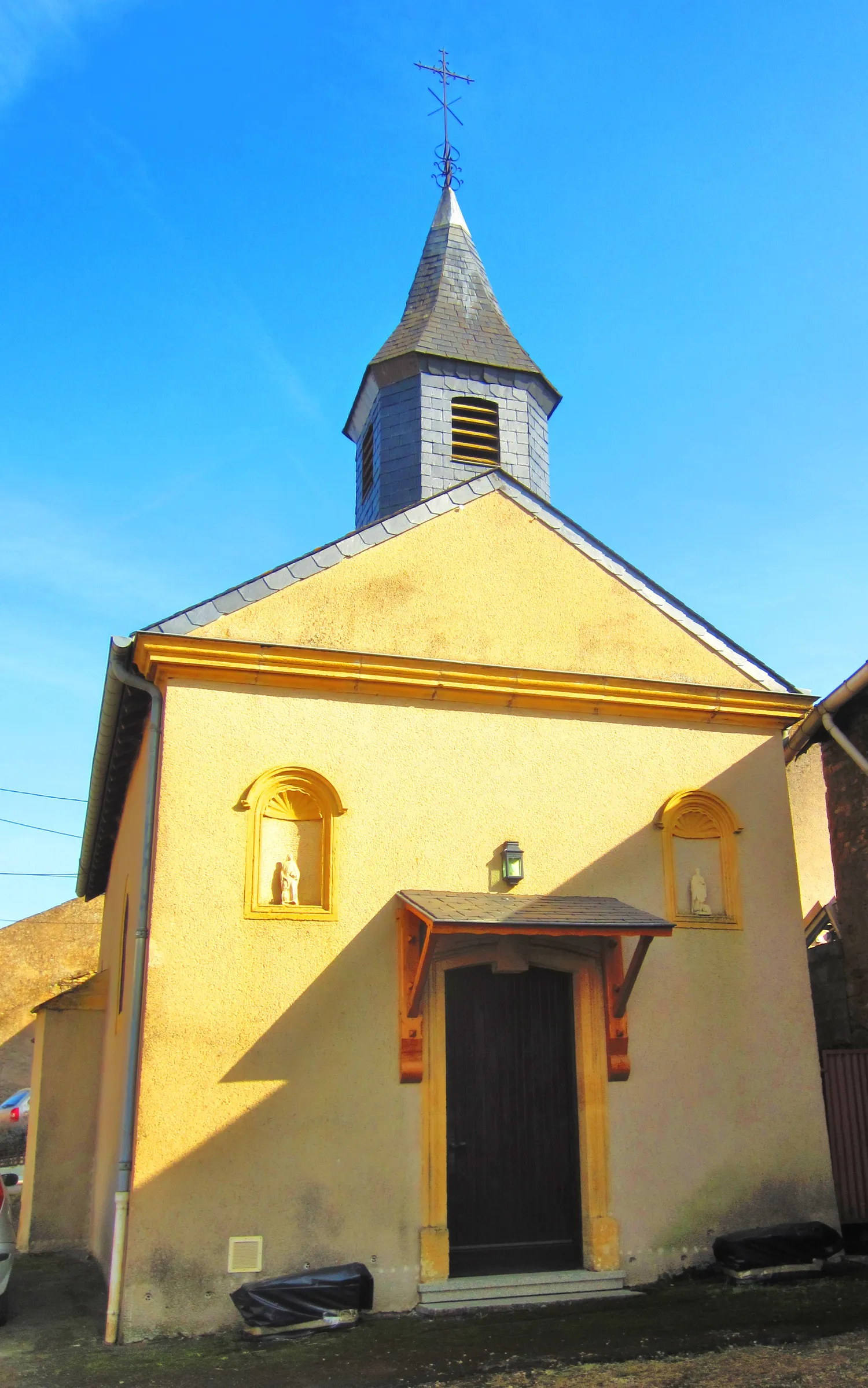 Image qui illustre: Chapelle Saint-fiacre à Roussy-le-Village - 1
