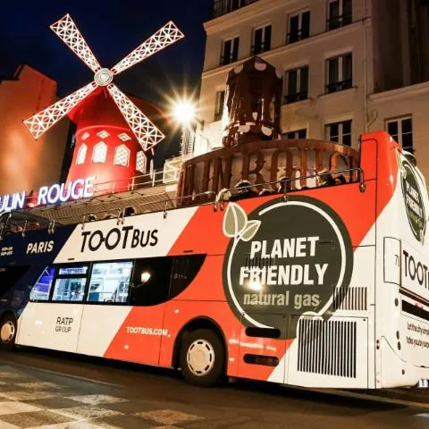 Image qui illustre: Tootbus Paris : Capitale des Jeux de Nuit en Bus Hop-on Hop-off