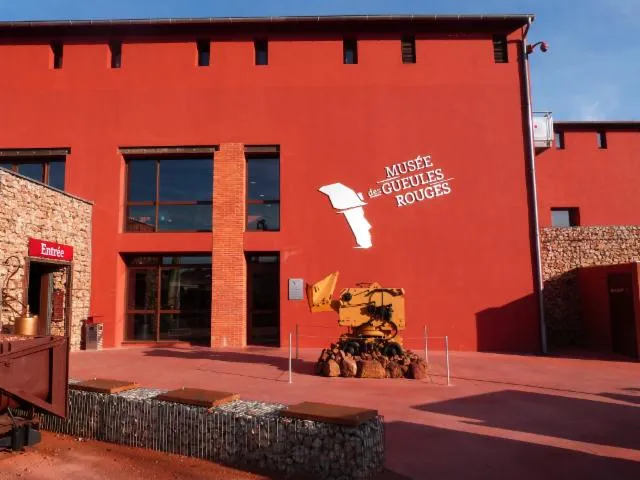 Image qui illustre: Musée Des Gueules Rouges