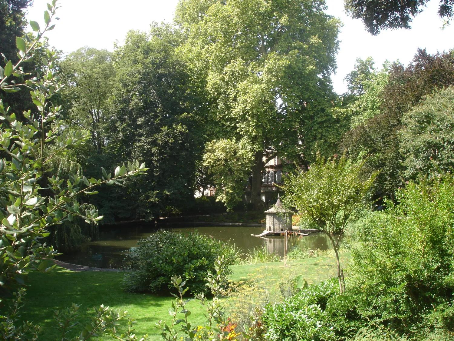 Image qui illustre: Jardin Royal à Toulouse - 0