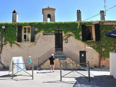 Image qui illustre: Maison Du Grand Site Concors Sainte-victoire à Vauvenargues - 2
