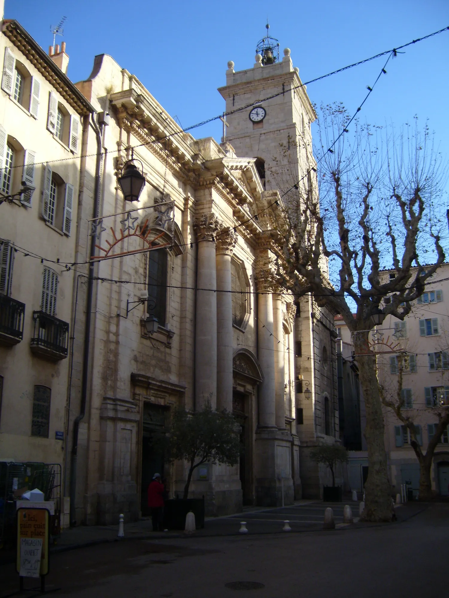 Image qui illustre: La Cathédrale Notre-Dame-de-la-Seds à Toulon - 0