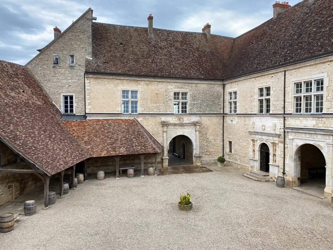 Image qui illustre: Château Du Clos De Vougeot à Vougeot - 1