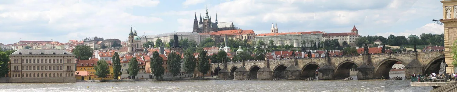 Image qui illustre: Le château de Prague