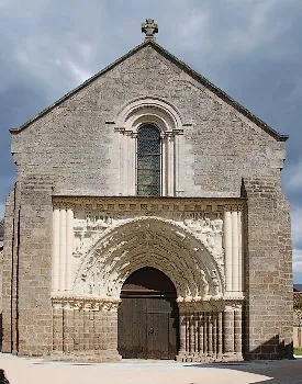 Image qui illustre: Eglise Saint-Gilles à Argentonnay - 0