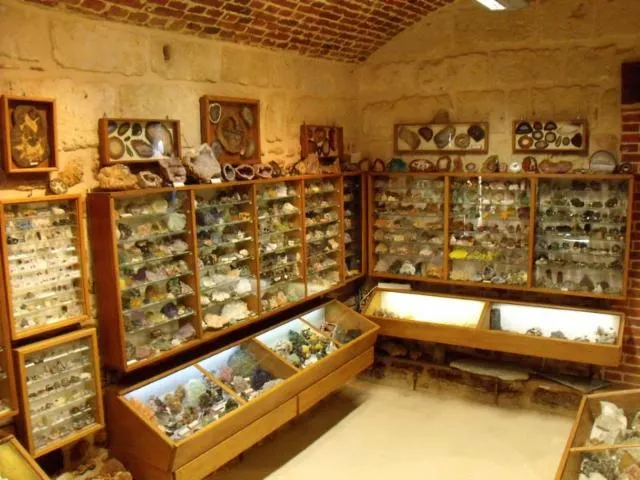 Image qui illustre: Musée Des Minéraux Et Fossiles