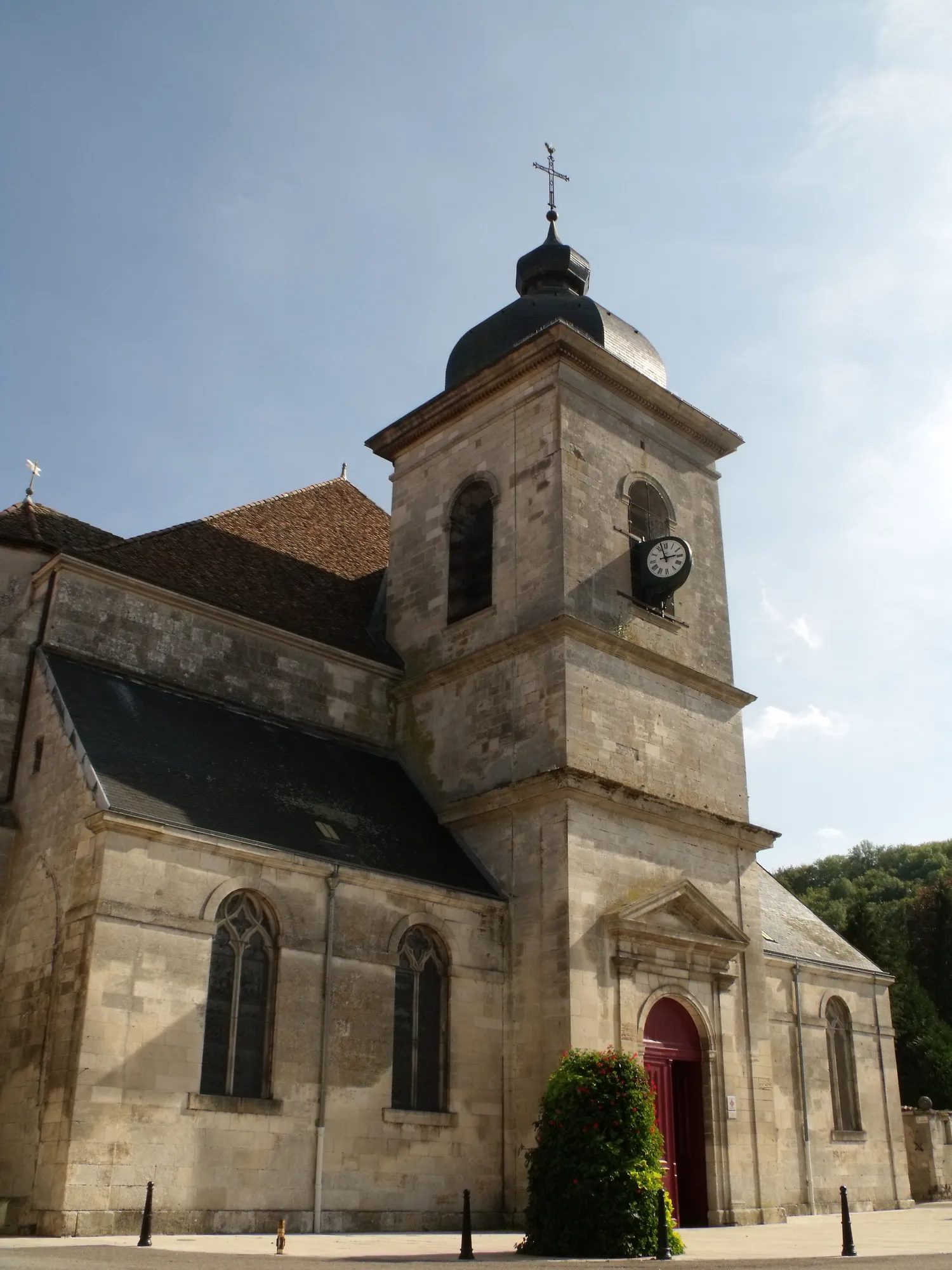 Image qui illustre: Église Saint-étienne à Saint-Mihiel - 0