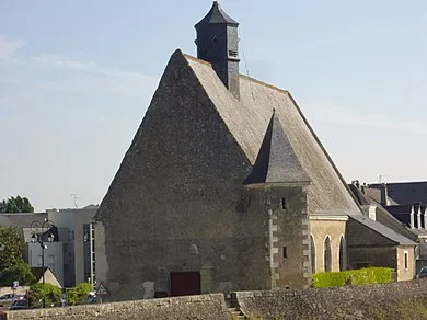 Image qui illustre: Église Notre-Dame-du-Bout-des-Ponts à Amboise - 0