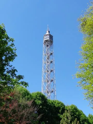 Image qui illustre: Torre Branca