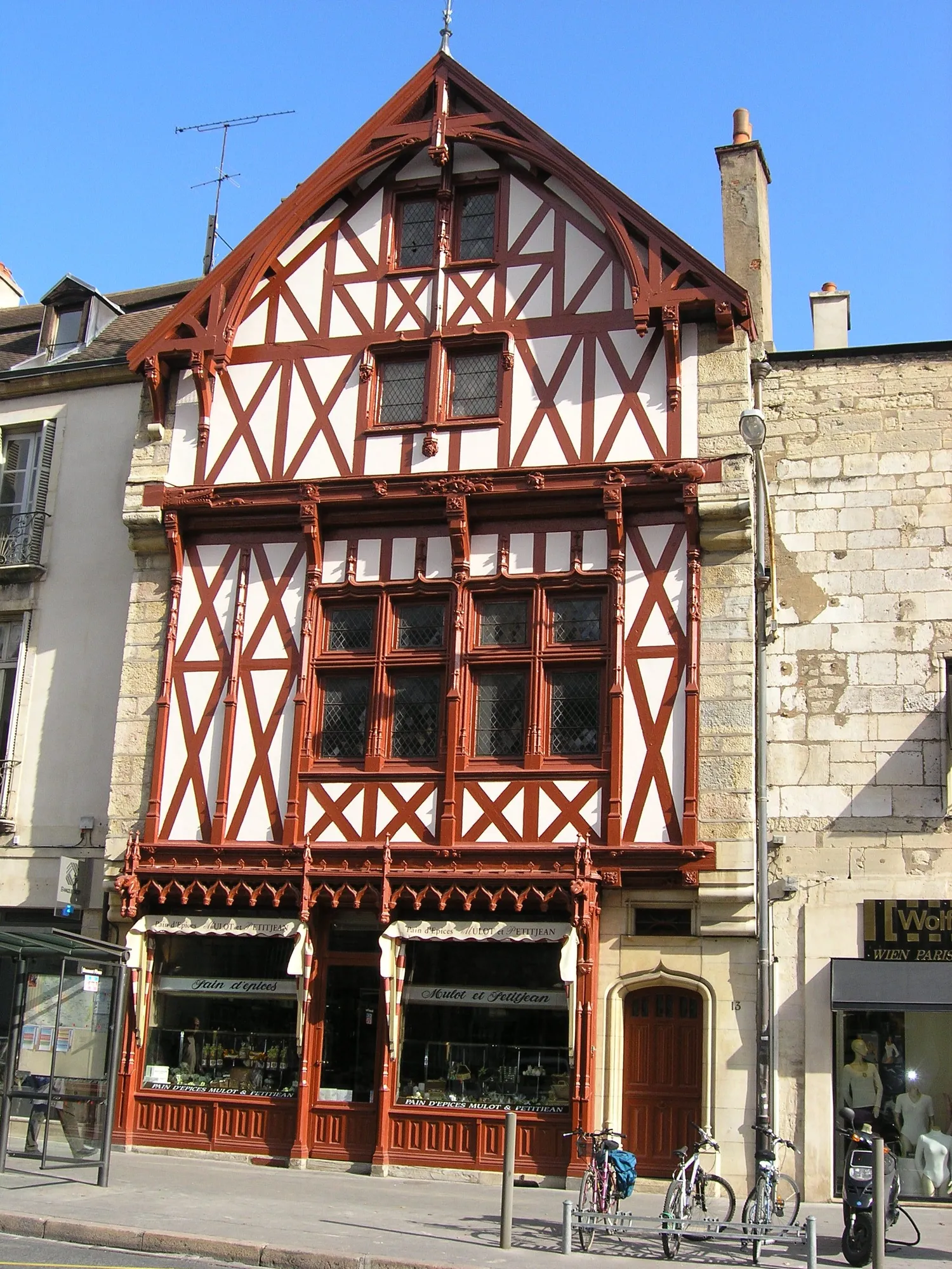 Image qui illustre: Mulot et Petitjean à Dijon - 1