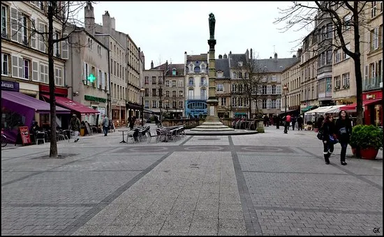 Image qui illustre: Place Saint Jacques à Metz - 1