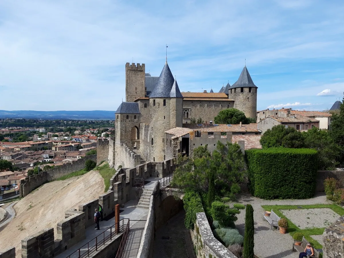 Image qui illustre: Château Et Remparts De La Cité De Carcassonne à Carcassonne - 2