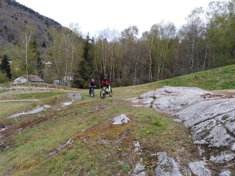 Image qui illustre: Le Terrain De Bicross De La Vertbruche à La Bresse - 0