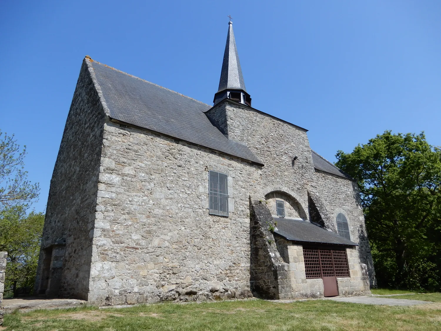 Image qui illustre: La Chapelle Saint-léonard à Guingamp - 0
