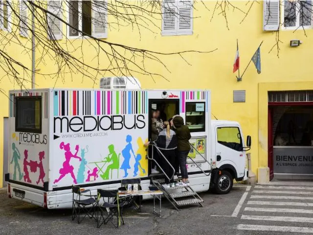 Image qui illustre: Les Médiabus