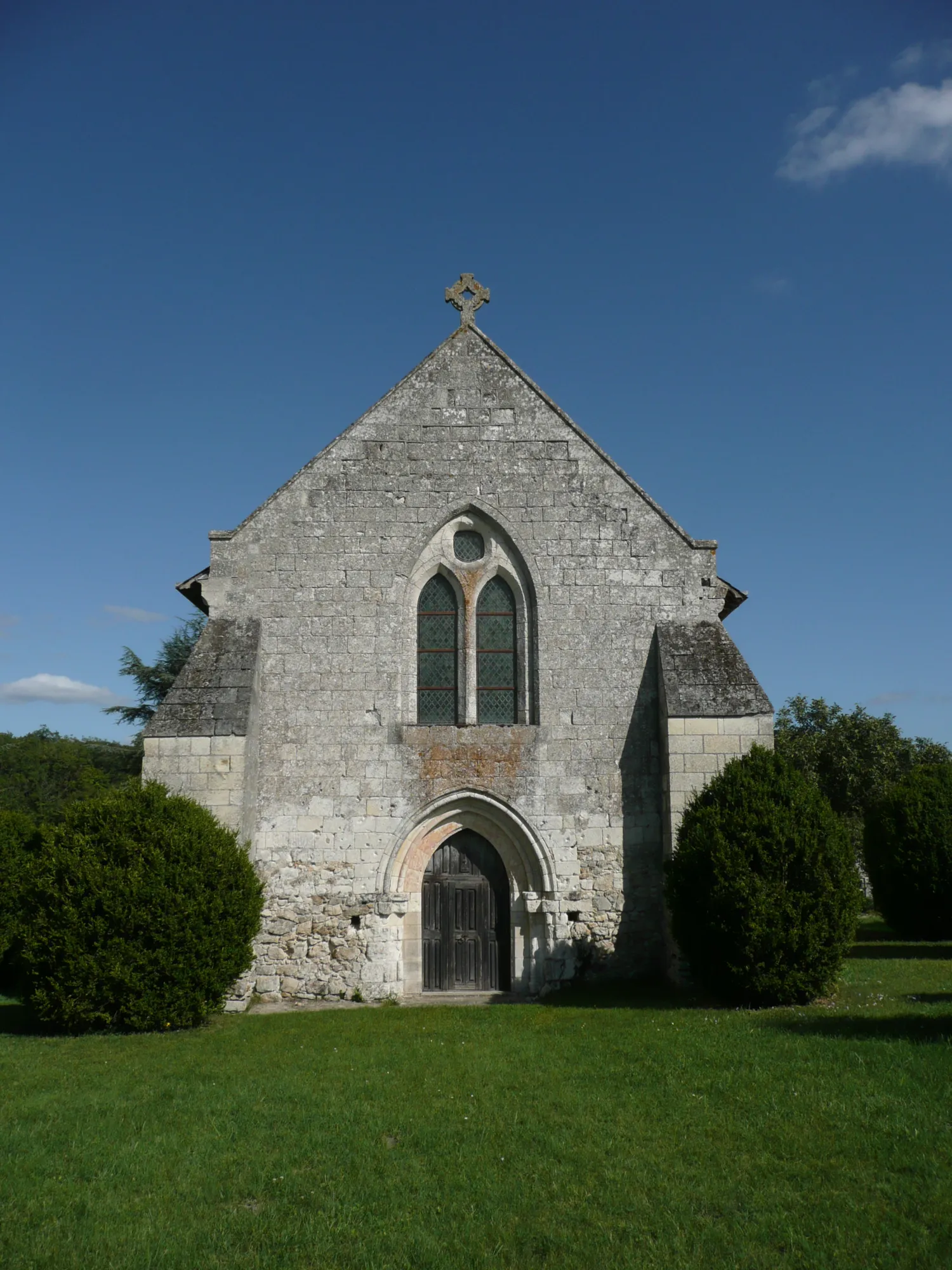 Image qui illustre: Abbaye De La Boissiere à Noyant-Villages - 0
