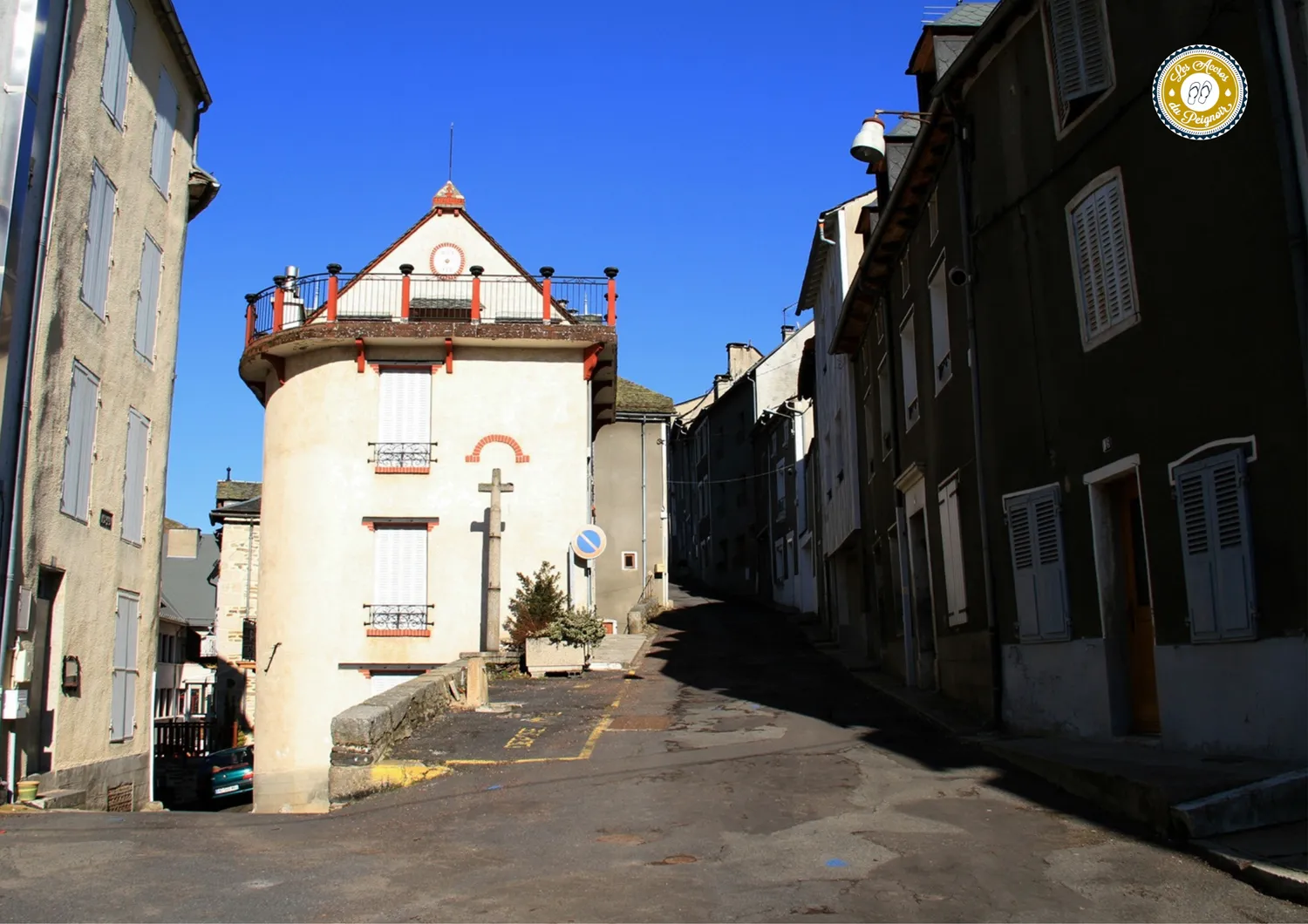 Image qui illustre: Rue Sainte-Elisabeth à Chaudes-Aigues - 0