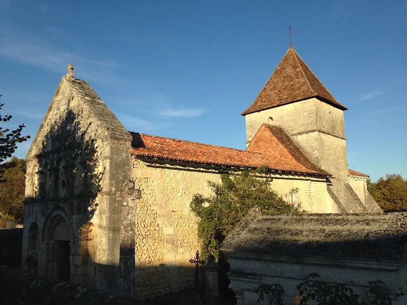 Image qui illustre: Eglise Saint-côme Et Saint-damien De Boulouneix à Brantôme en Périgord - 0