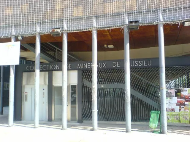Image qui illustre: Collection De Minéraux - Sorbonne Université